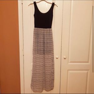 LA hearts pacsun size small maxi dress